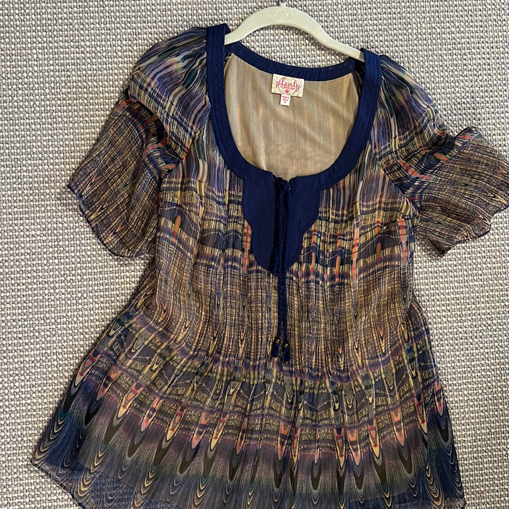 Flutter sleeve blouse